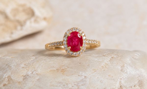 Un choix élégant pour exprimer votre passion : bague rubis